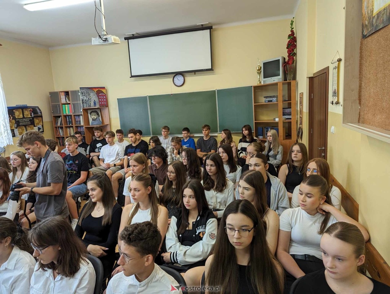 Czytanie Norwida w II LO w Ostrołęce [12.06.2024] - zdjęcie #37 - eOstroleka.pl