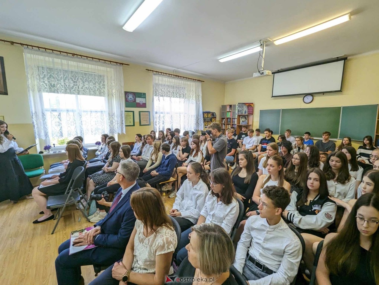 Czytanie Norwida w II LO w Ostrołęce [12.06.2024] - zdjęcie #30 - eOstroleka.pl