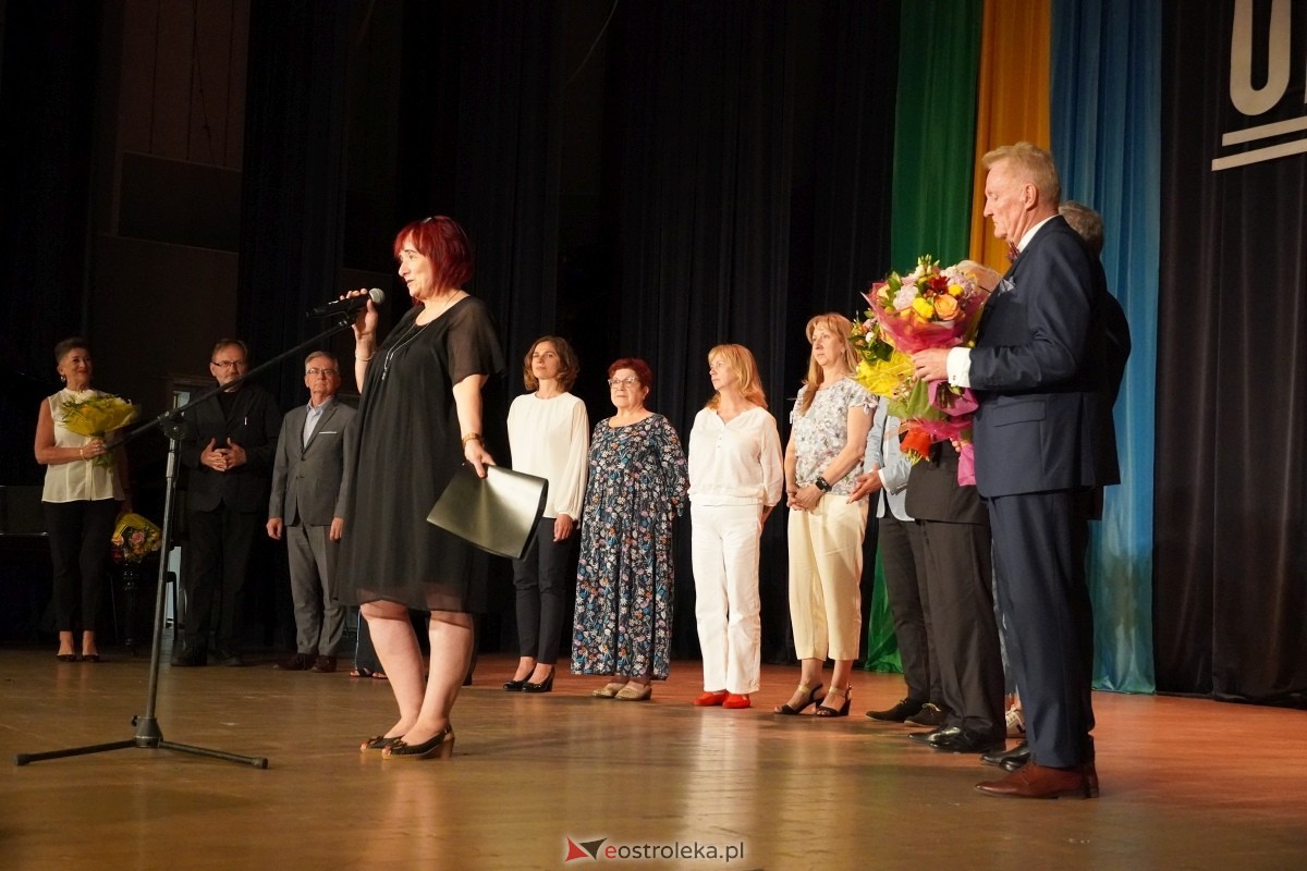Ostrołęcki Uniwersytet Trzeciego Wieku żegna kolejny rok akademicki [12.06.2024] - zdjęcie #19 - eOstroleka.pl