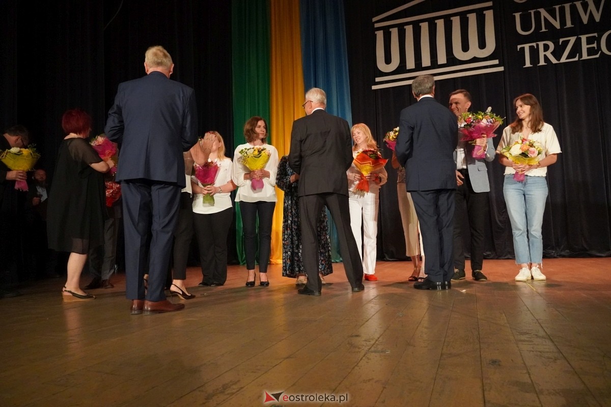 Ostrołęcki Uniwersytet Trzeciego Wieku żegna kolejny rok akademicki [12.06.2024] - zdjęcie #12 - eOstroleka.pl