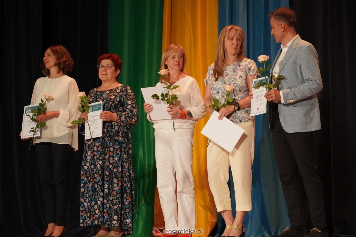 Ostrołęcki Uniwersytet Trzeciego Wieku żegna kolejny rok akademicki [12.06.2024] - zdjęcie #109 - eOstroleka.pl