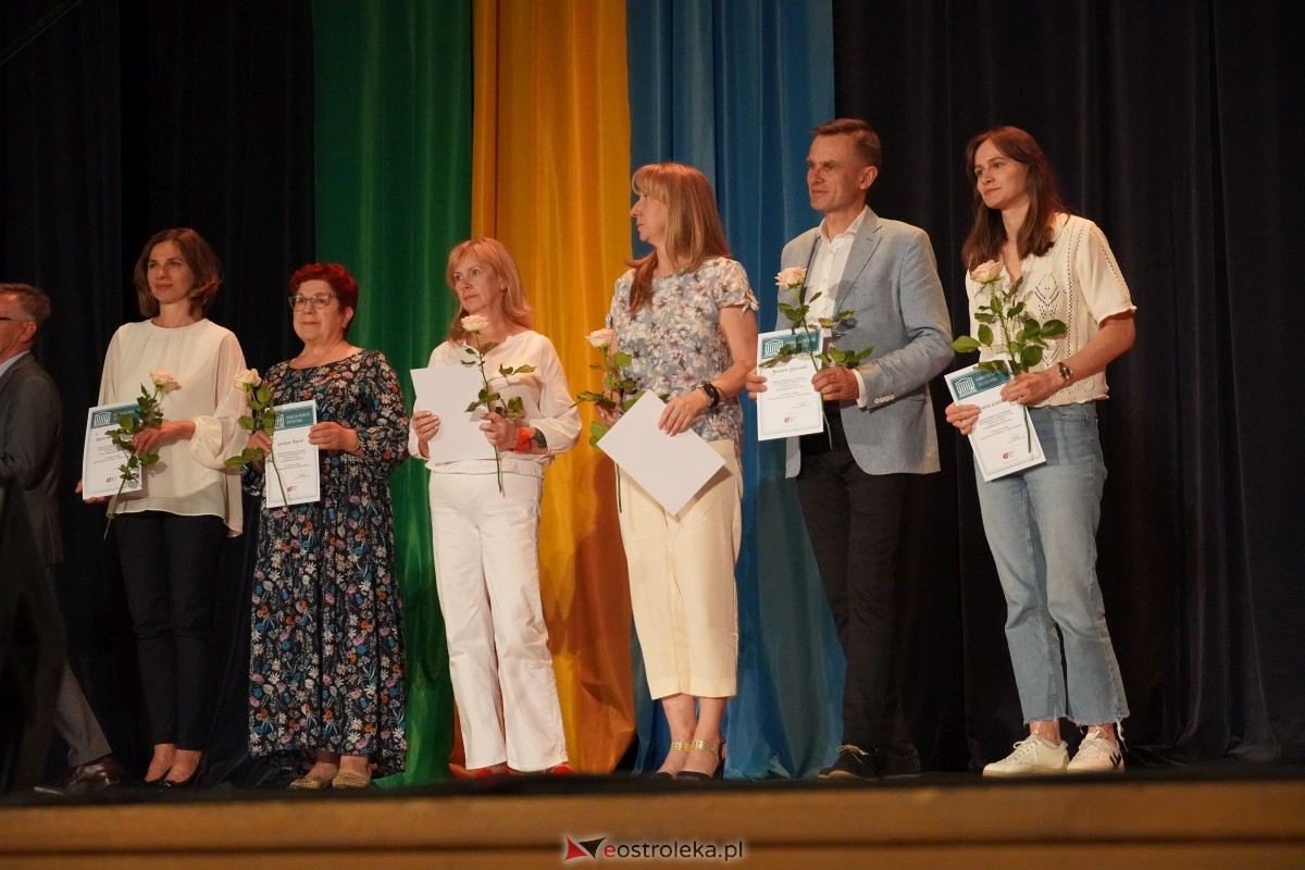Ostrołęcki Uniwersytet Trzeciego Wieku żegna kolejny rok akademicki [12.06.2024] - zdjęcie #106 - eOstroleka.pl