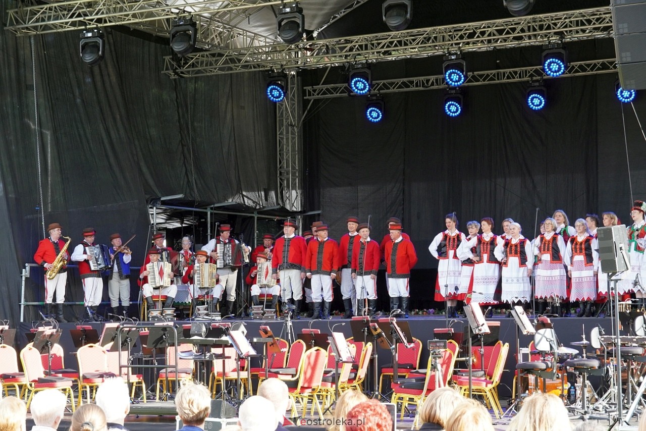 Koncert Zespołu Pieśni i Tańca Mazowsze w Lelisie [12.06.2024] - zdjęcie #170 - eOstroleka.pl