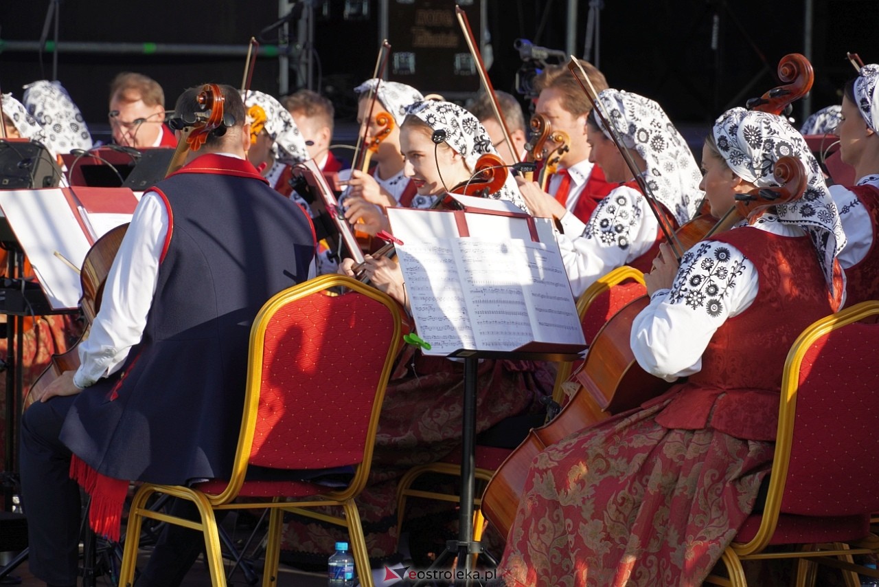 Koncert Zespołu Pieśni i Tańca Mazowsze w Lelisie [12.06.2024] - zdjęcie #138 - eOstroleka.pl