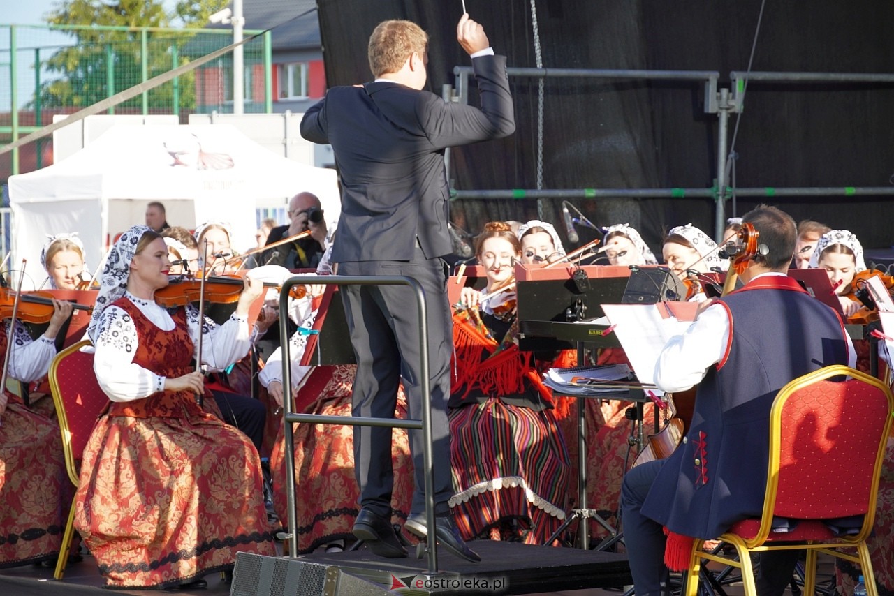 Koncert Zespołu Pieśni i Tańca Mazowsze w Lelisie [12.06.2024] - zdjęcie #136 - eOstroleka.pl