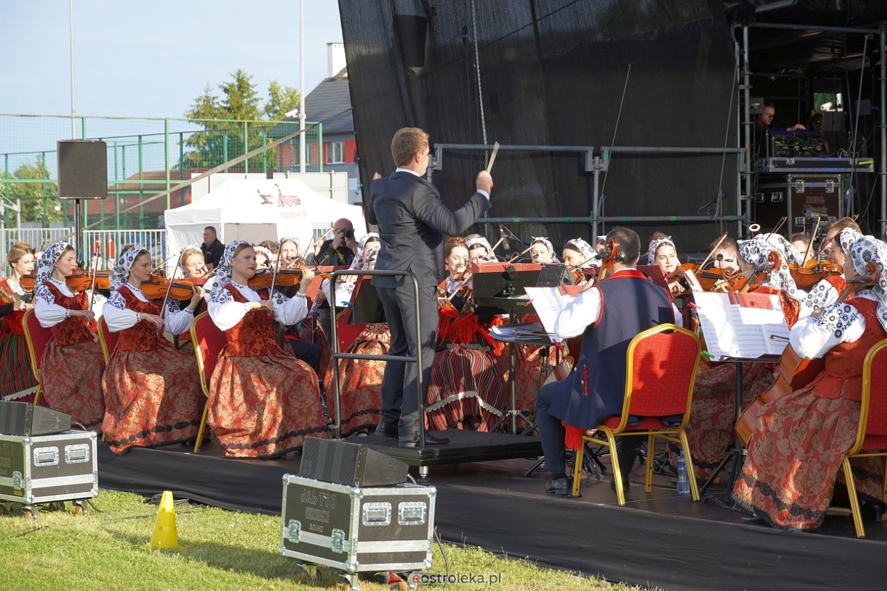 Koncert Zespołu Pieśni i Tańca Mazowsze w Lelisie [12.06.2024] - zdjęcie #135 - eOstroleka.pl