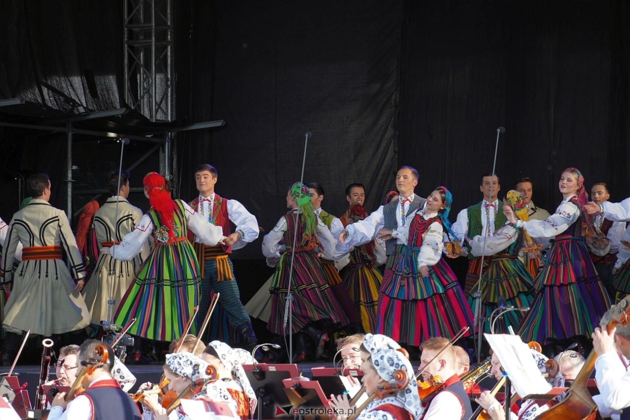 Koncert Zespołu Pieśni i Tańca Mazowsze w Lelisie [12.06.2024] - zdjęcie #121 - eOstroleka.pl
