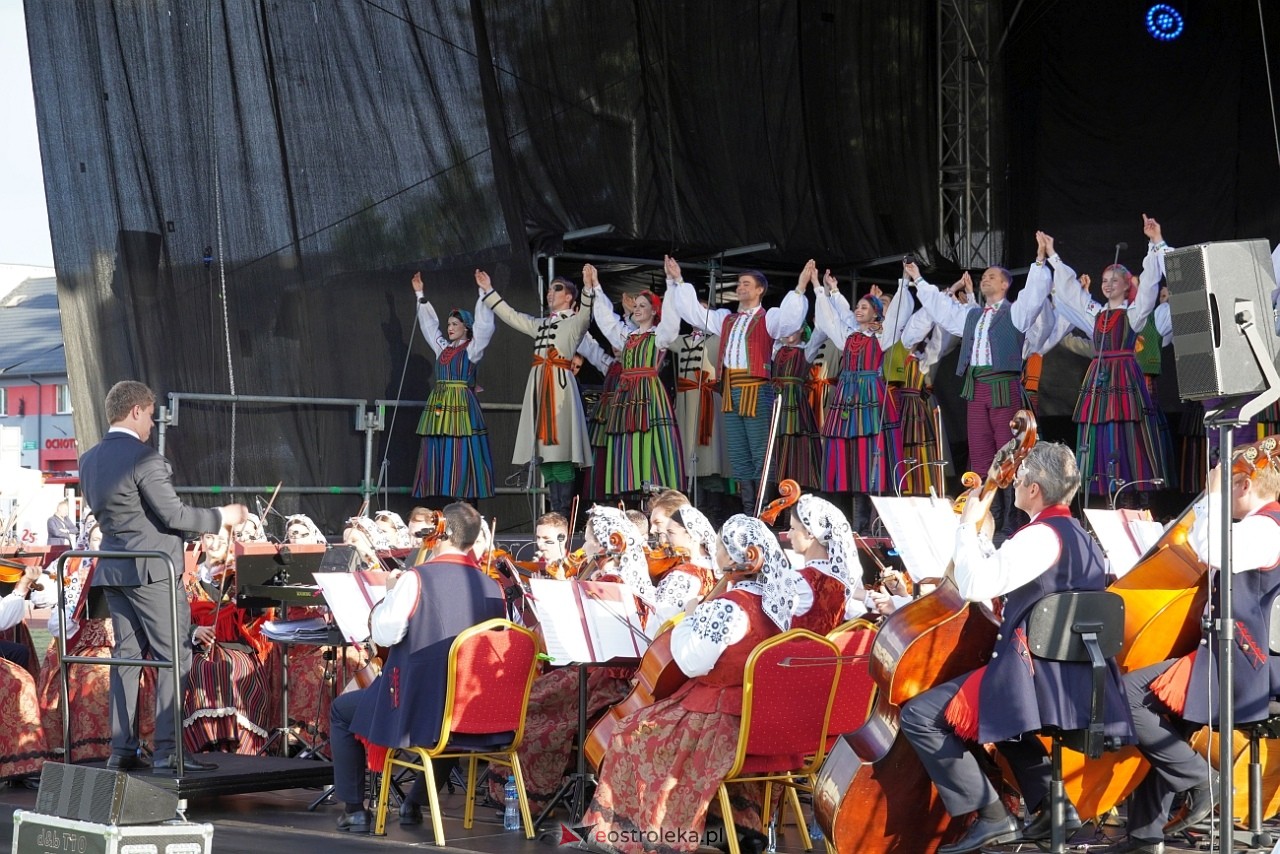 Koncert Zespołu Pieśni i Tańca Mazowsze w Lelisie [12.06.2024] - zdjęcie #118 - eOstroleka.pl
