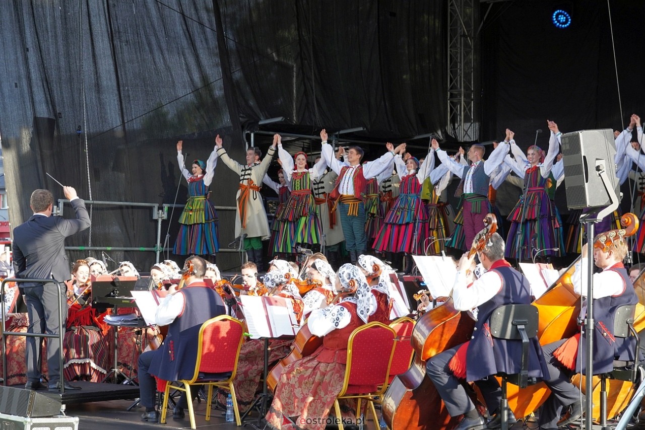 Koncert Zespołu Pieśni i Tańca Mazowsze w Lelisie [12.06.2024] - zdjęcie #117 - eOstroleka.pl