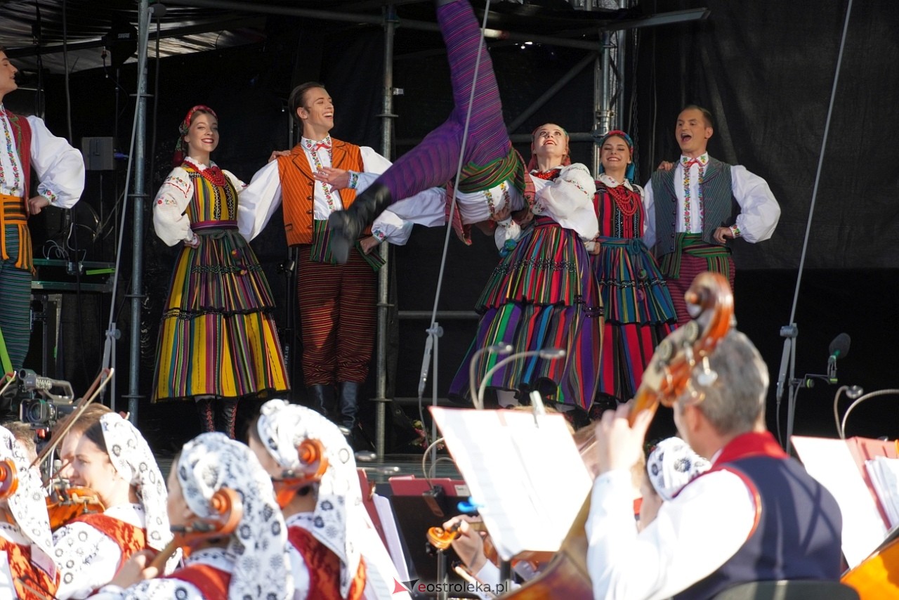 Koncert Zespołu Pieśni i Tańca Mazowsze w Lelisie [12.06.2024] - zdjęcie #109 - eOstroleka.pl