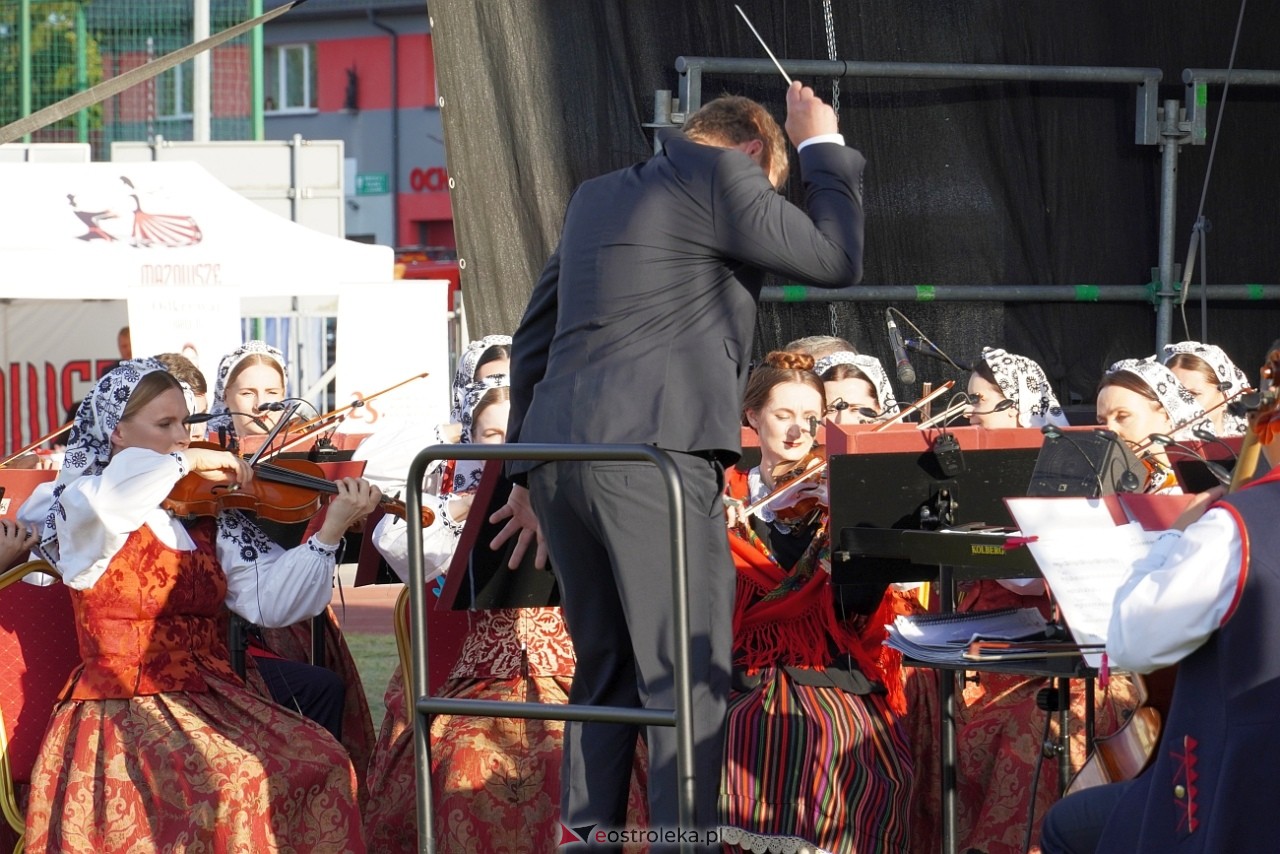 Koncert Zespołu Pieśni i Tańca Mazowsze w Lelisie [12.06.2024] - zdjęcie #98 - eOstroleka.pl