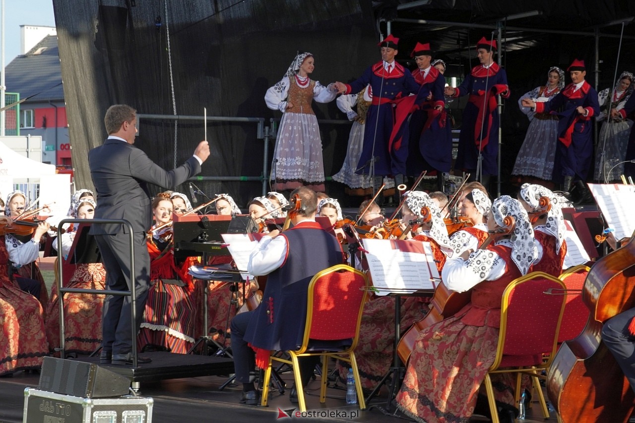 Koncert Zespołu Pieśni i Tańca Mazowsze w Lelisie [12.06.2024] - zdjęcie #95 - eOstroleka.pl