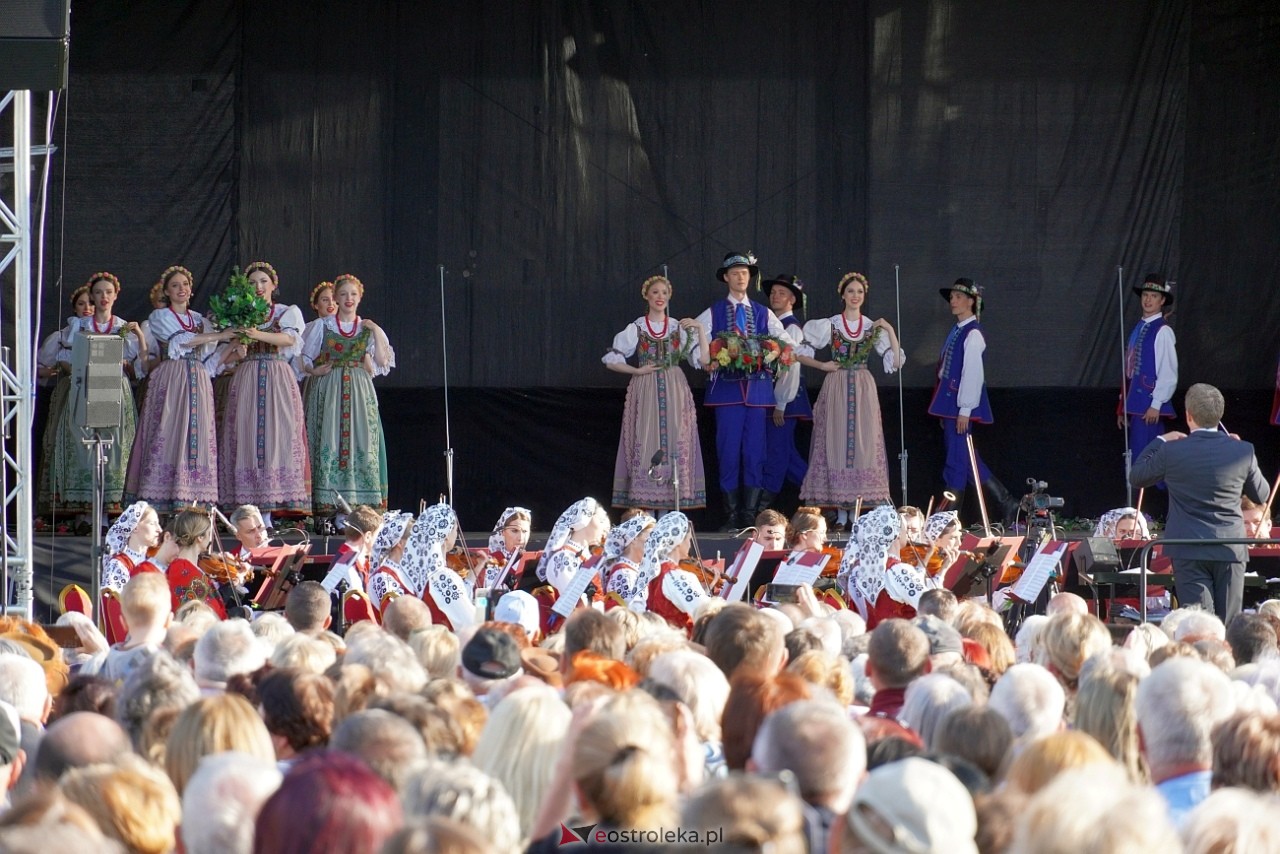 Koncert Zespołu Pieśni i Tańca Mazowsze w Lelisie [12.06.2024] - zdjęcie #58 - eOstroleka.pl
