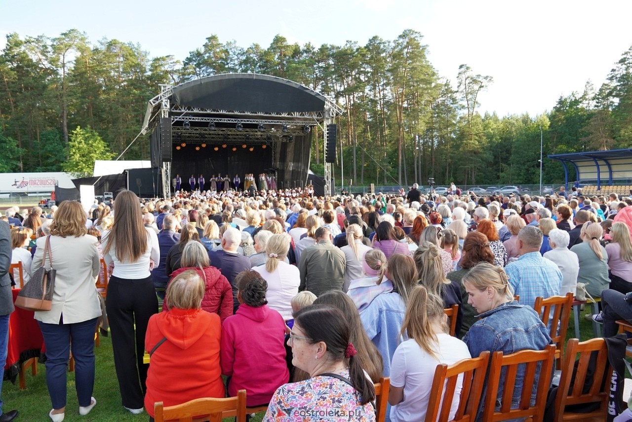 Koncert Zespołu Pieśni i Tańca Mazowsze w Lelisie [12.06.2024] - zdjęcie #54 - eOstroleka.pl