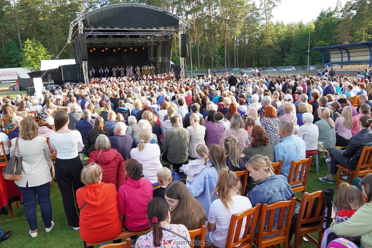 Koncert Zespołu Pieśni i Tańca Mazowsze w Lelisie [12.06.2024] - zdjęcie #52 - eOstroleka.pl