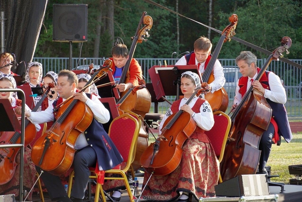 Koncert Zespołu Pieśni i Tańca Mazowsze w Lelisie [12.06.2024] - zdjęcie #46 - eOstroleka.pl