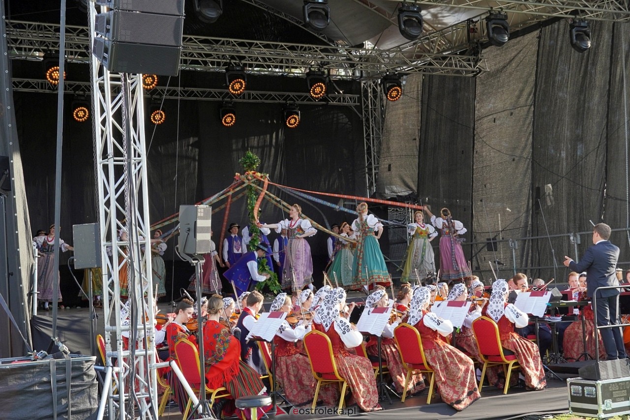 Koncert Zespołu Pieśni i Tańca Mazowsze w Lelisie [12.06.2024] - zdjęcie #38 - eOstroleka.pl
