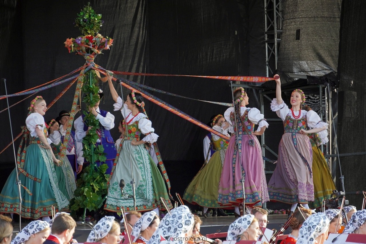 Koncert Zespołu Pieśni i Tańca Mazowsze w Lelisie [12.06.2024] - zdjęcie #30 - eOstroleka.pl