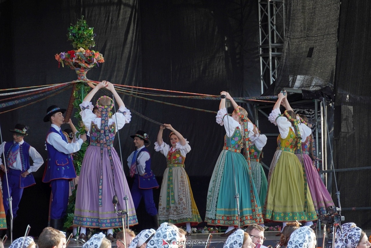 Koncert Zespołu Pieśni i Tańca Mazowsze w Lelisie [12.06.2024] - zdjęcie #22 - eOstroleka.pl
