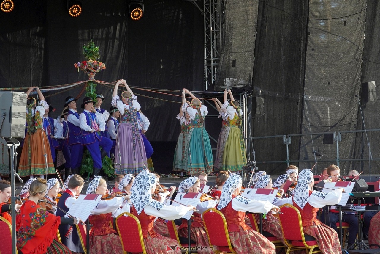 Koncert Zespołu Pieśni i Tańca Mazowsze w Lelisie [12.06.2024] - zdjęcie #18 - eOstroleka.pl