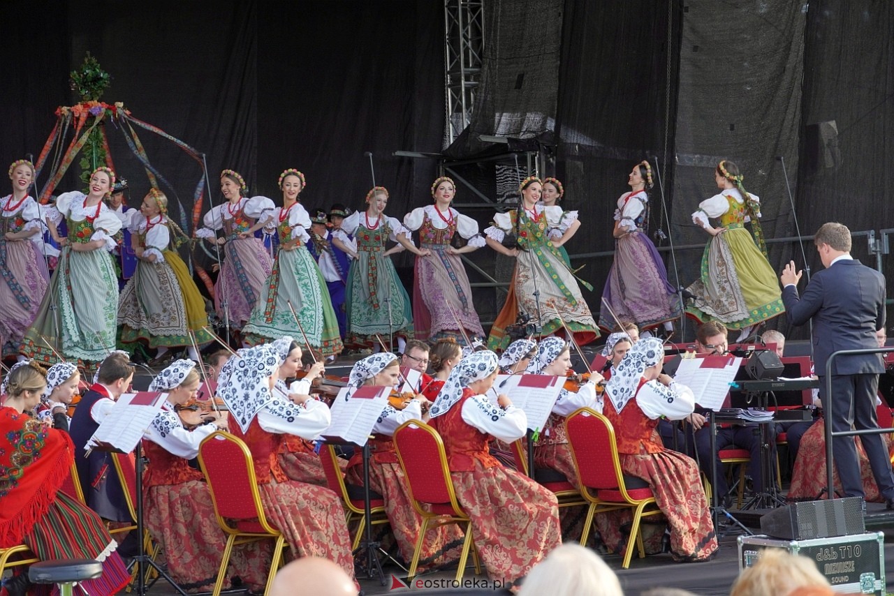 Koncert Zespołu Pieśni i Tańca Mazowsze w Lelisie [12.06.2024] - zdjęcie #65 - eOstroleka.pl