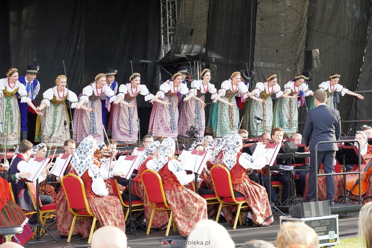 Koncert Zespołu Pieśni i Tańca Mazowsze w Lelisie [12.06.2024] - zdjęcie #47 - eOstroleka.pl