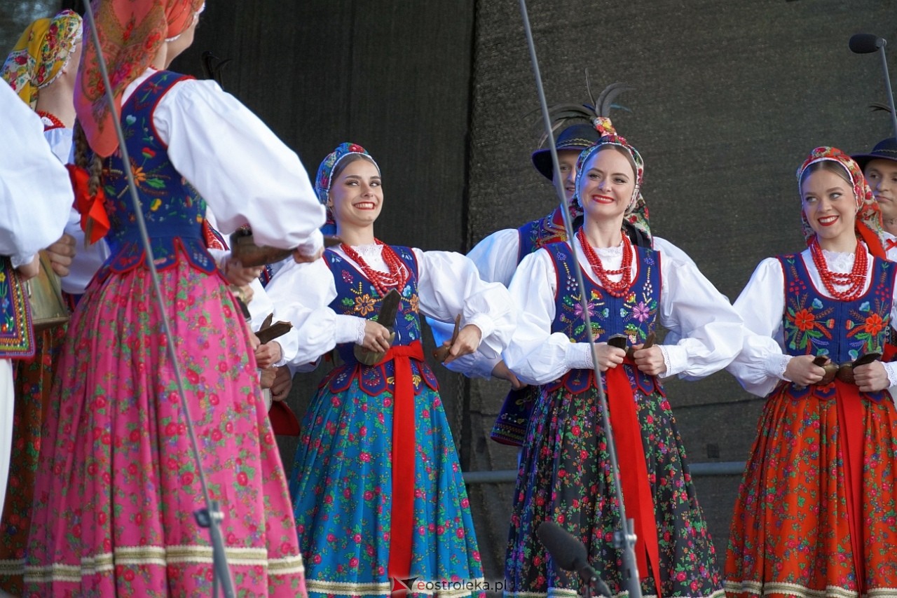Koncert Zespołu Pieśni i Tańca Mazowsze w Lelisie [12.06.2024] - zdjęcie #19 - eOstroleka.pl