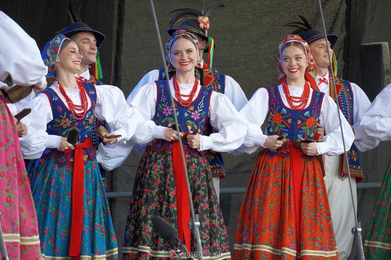Koncert Zespołu Pieśni i Tańca Mazowsze w Lelisie [12.06.2024] - zdjęcie #10 - eOstroleka.pl