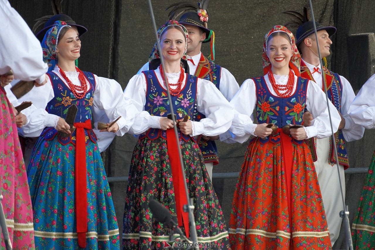 Koncert Zespołu Pieśni i Tańca Mazowsze w Lelisie [12.06.2024] - zdjęcie #9 - eOstroleka.pl