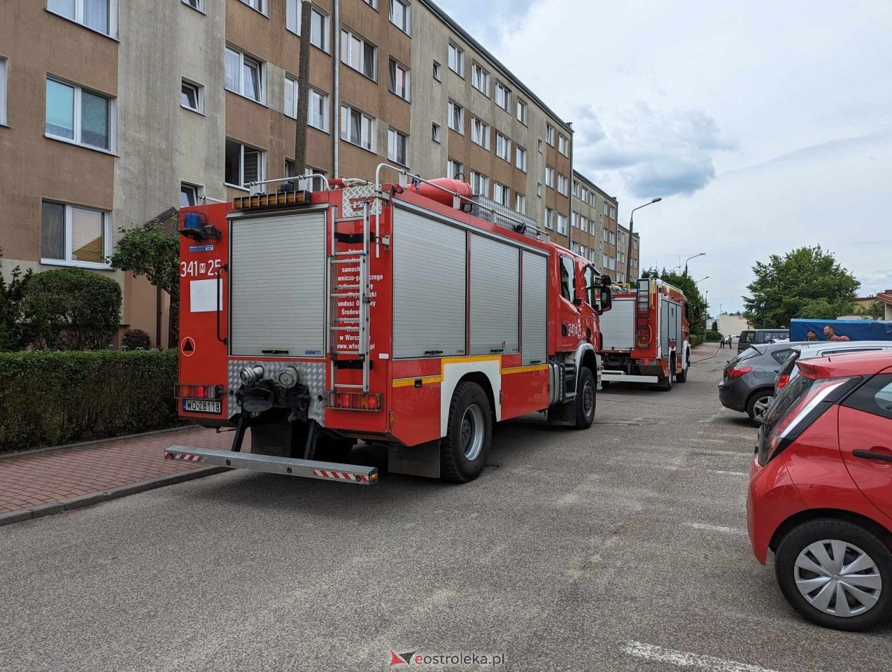 Strażacka akcja w bloku przy Sienkiewicza [13.06.2024] - zdjęcie #6 - eOstroleka.pl