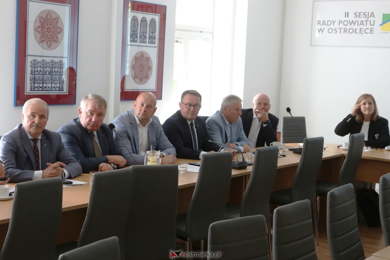 II sesja Rady Powiatu w Ostrołęce [13.06.2024] - zdjęcie #12 - eOstroleka.pl