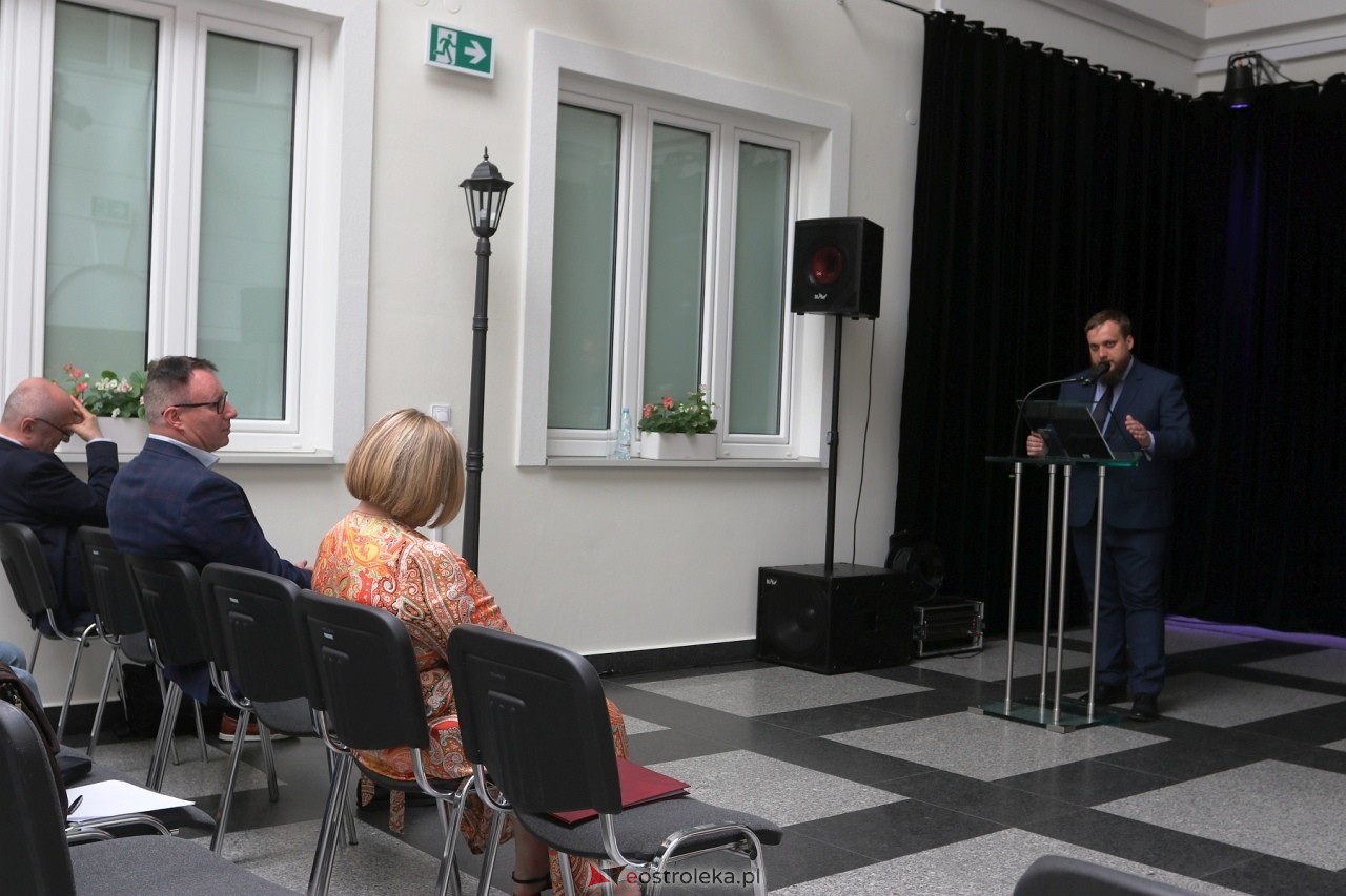 Konferencja naukowa „Dzieje militarne powiatu ostrołęckiego” [13.06.2024] - zdjęcie #2 - eOstroleka.pl