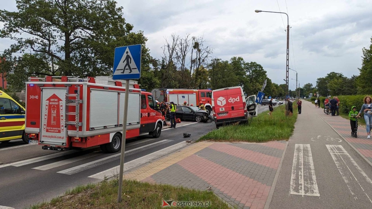 Wypadek na ulicy Traugutta w Ostrołęce [13.06.2024] - zdjęcie #18 - eOstroleka.pl