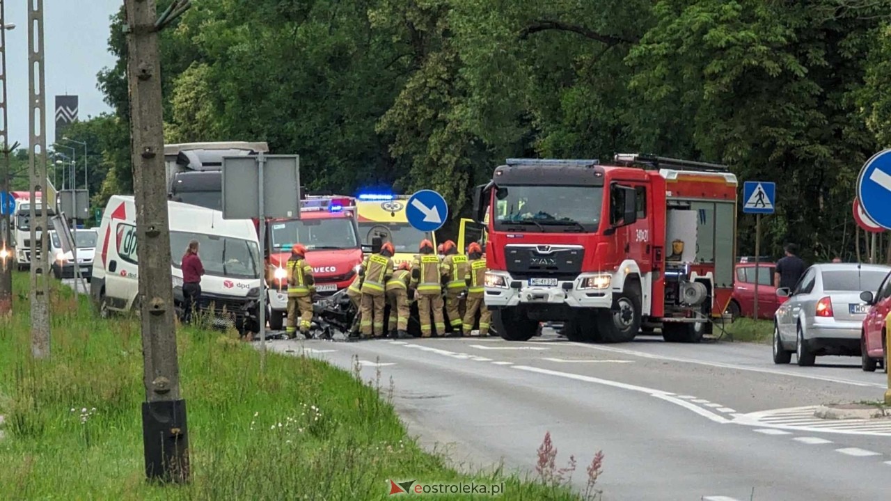 Wypadek na ulicy Traugutta w Ostrołęce [13.06.2024] - zdjęcie #11 - eOstroleka.pl