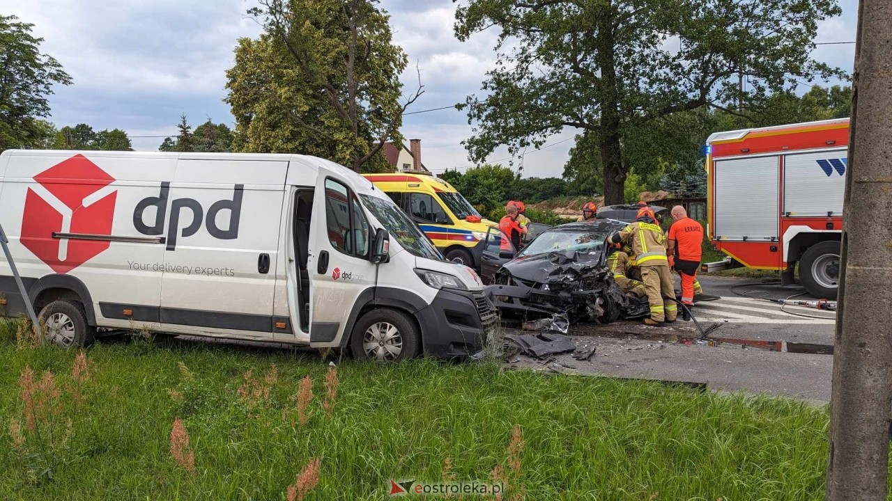 Wypadek na ulicy Traugutta w Ostrołęce [13.06.2024] - zdjęcie #7 - eOstroleka.pl