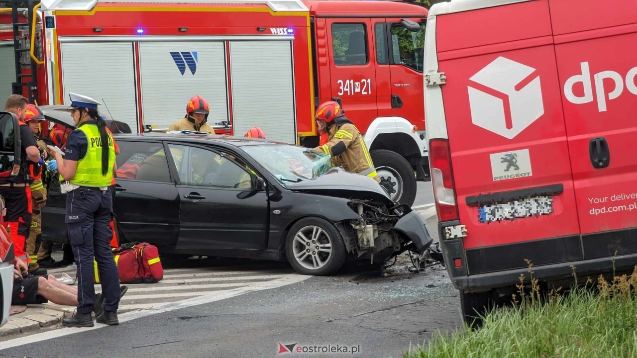 Wypadek na ulicy Traugutta w Ostrołęce [13.06.2024] - zdjęcie #6 - eOstroleka.pl