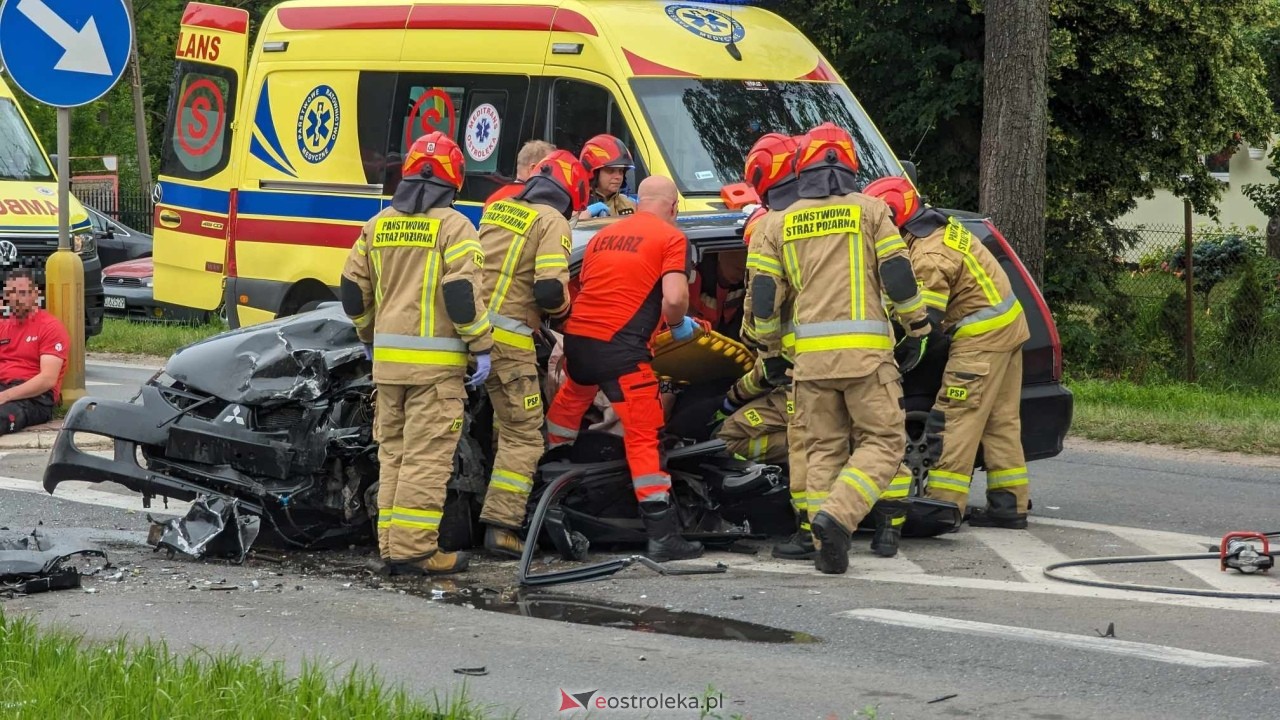 Wypadek na ulicy Traugutta w Ostrołęce [13.06.2024] - zdjęcie #4 - eOstroleka.pl