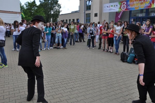 Ostatnie chwile przed rozpoczęciem VI Przystanku PaT(5 VII 2011) - zdjęcie #1 - eOstroleka.pl