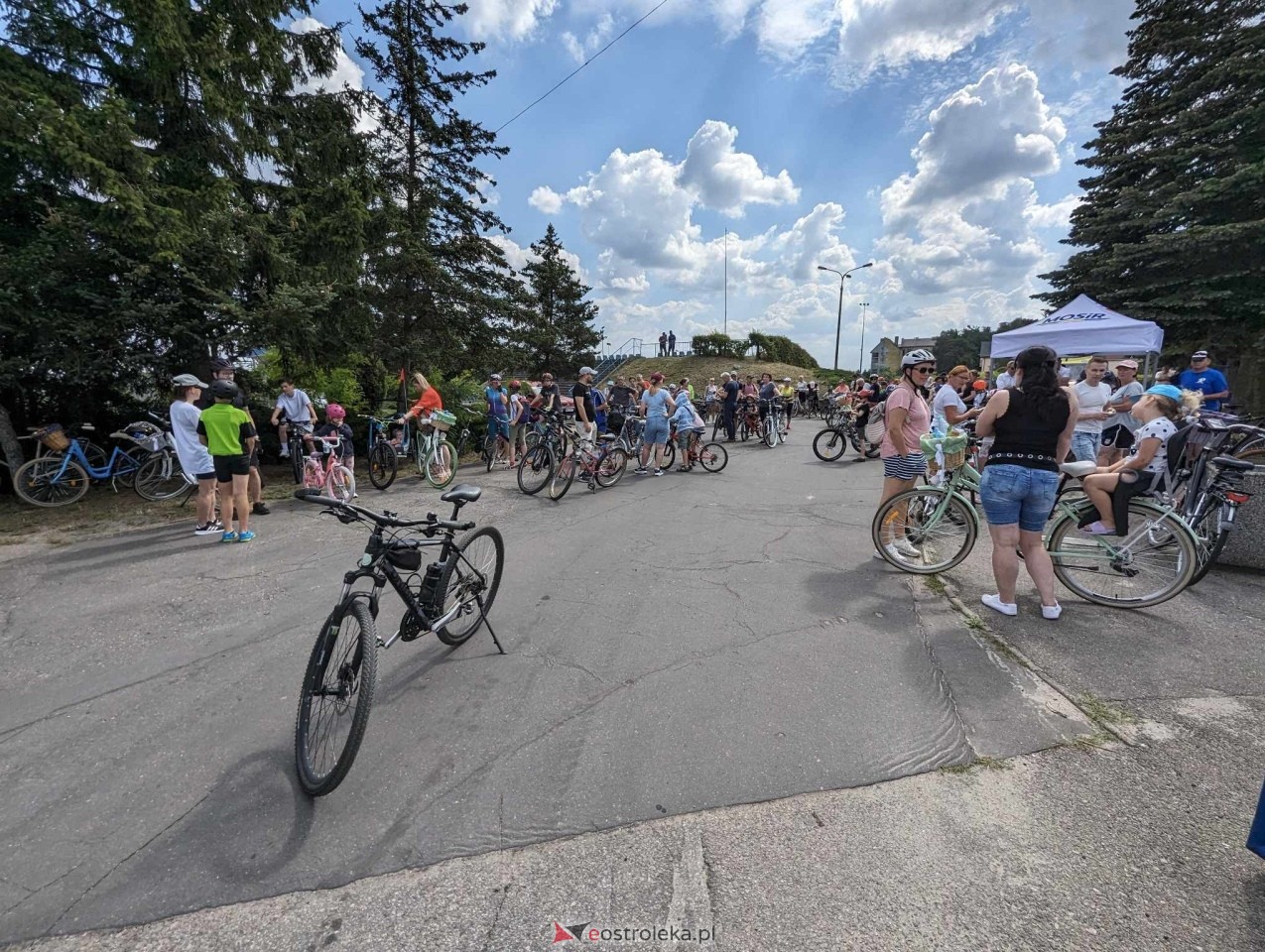 Rajd rowerowy w Ostrołęce [15.06.2024] - zdjęcie #112 - eOstroleka.pl
