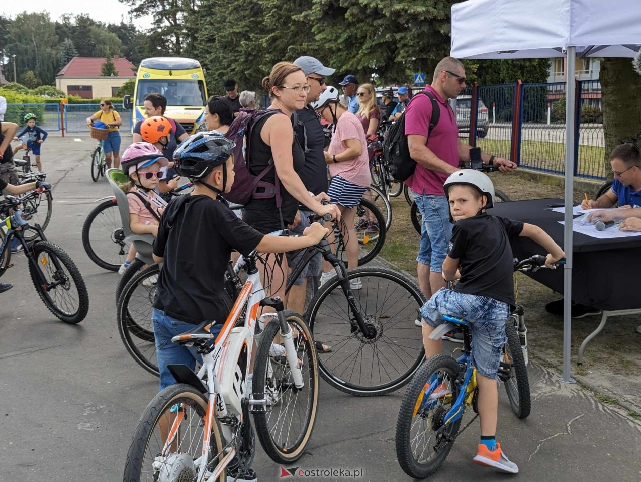 Rajd rowerowy w Ostrołęce [15.06.2024] - zdjęcie #41 - eOstroleka.pl