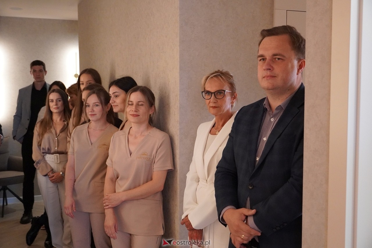 Otwarcie nowej siedziby Petrosjan Clinic [15.06.2024] - zdjęcie #15 - eOstroleka.pl