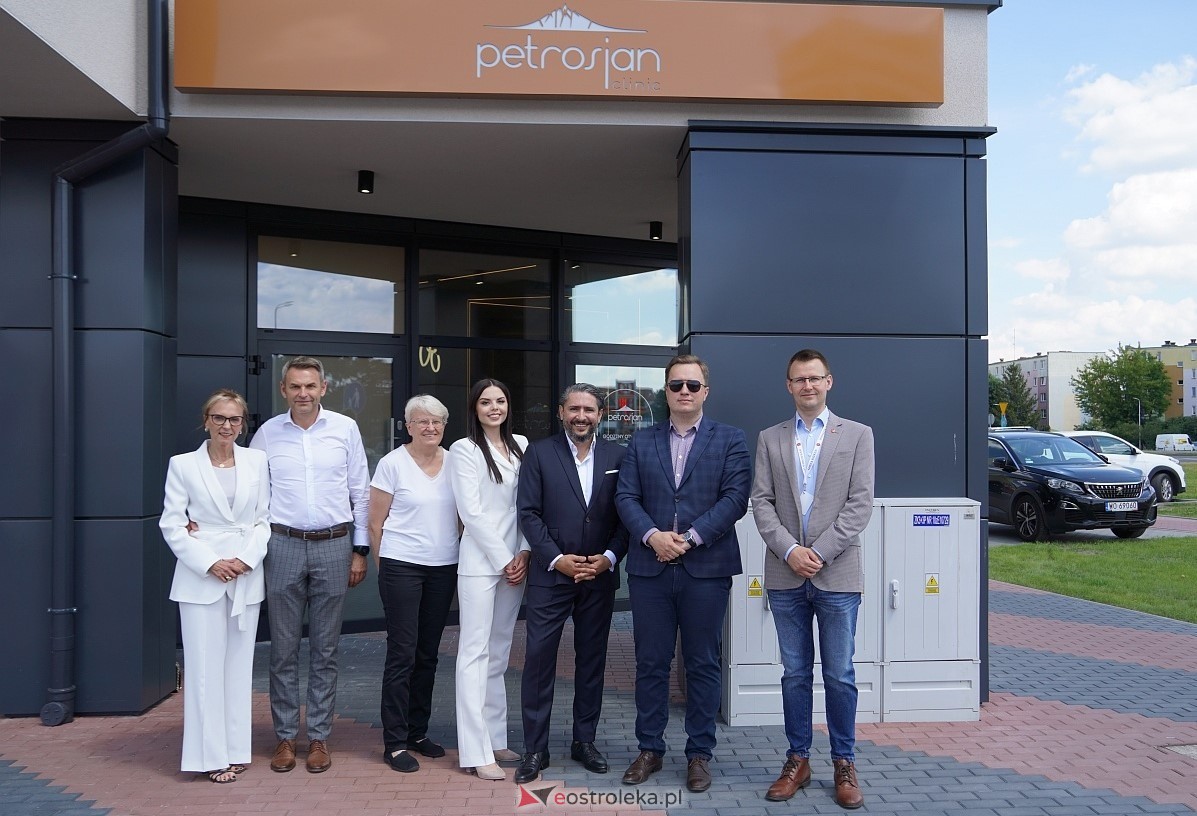Otwarcie nowej siedziby Petrosjan Clinic [15.06.2024] - zdjęcie #1 - eOstroleka.pl