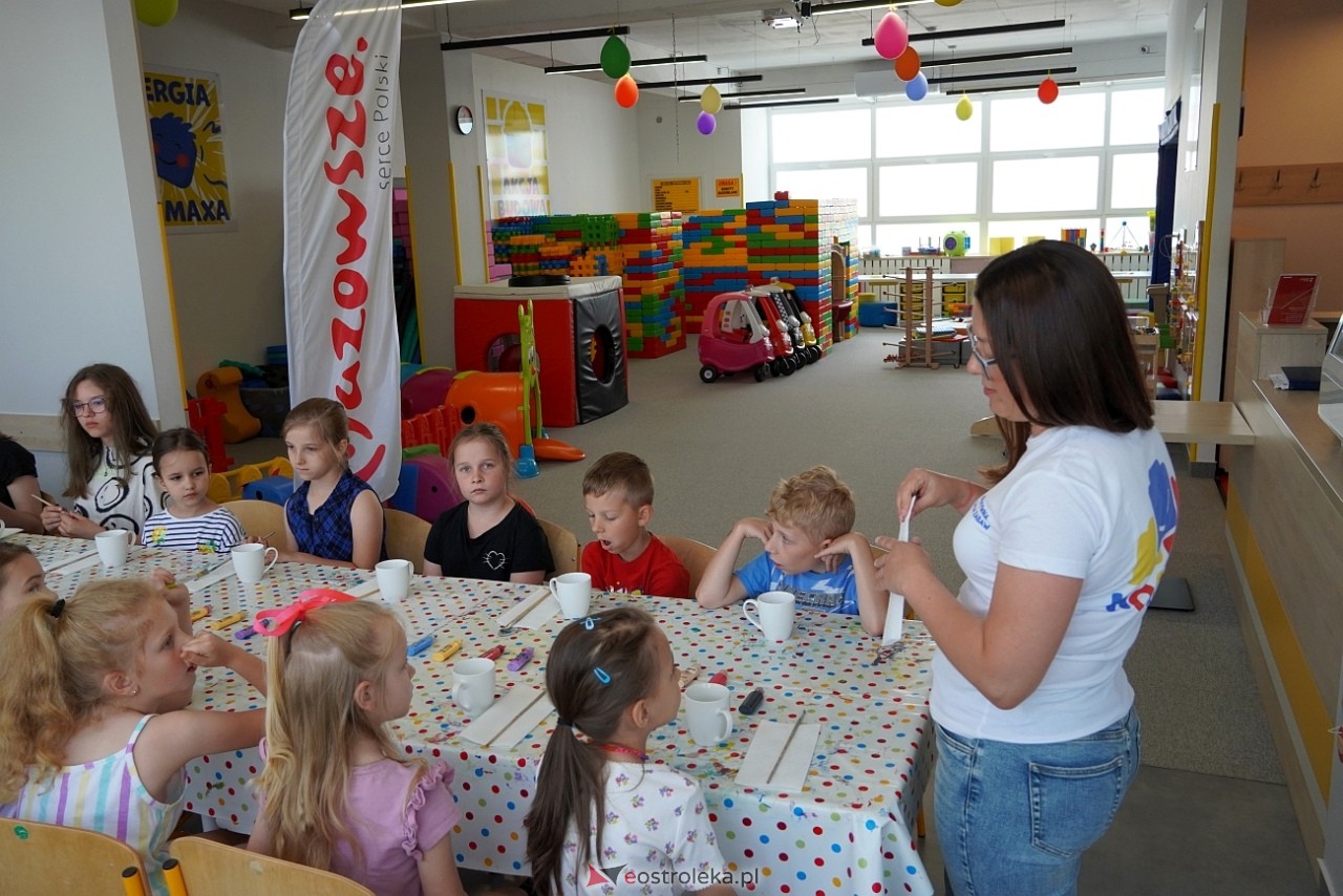 Czerwcowe Warsztaty Kreatywne dla dzieci [15.06.2024] - zdjęcie #30 - eOstroleka.pl