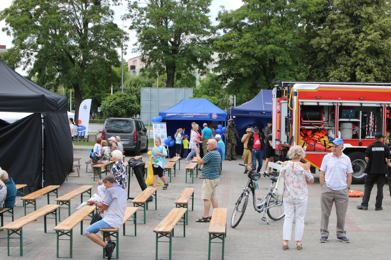 Festyn Spółdzielczy z okazji 65-lecia Ostrołęckiej Spółdzielni Mieszkaniowej[15.06.24] - zdjęcie #2 - eOstroleka.pl