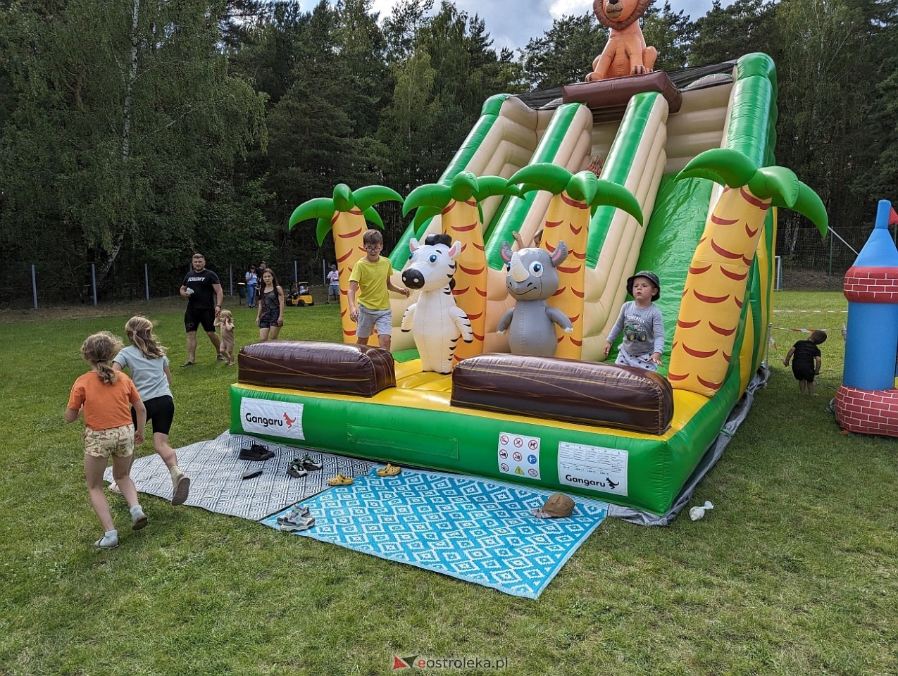 Dzień Dziecka i Kino Plenerowe z KGW Łazowianki [15.06.2024] - zdjęcie #12 - eOstroleka.pl