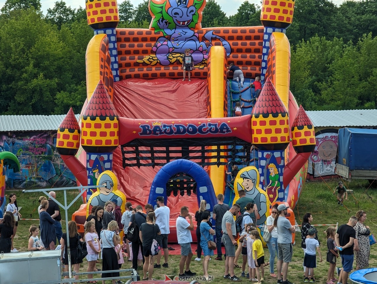 Otwarcie sezonu na plaży miejskiej [15.06.2024] - zdjęcie #69 - eOstroleka.pl