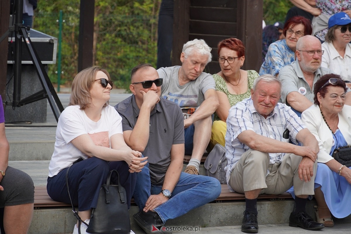 Wesele Kurpiowskie 2024. Koncert Kapeli Folkowej Horpyna - zdjęcie #65 - eOstroleka.pl