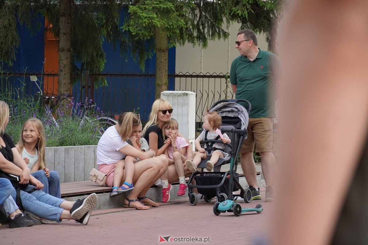 Wesele Kurpiowskie 2024. Koncert Kapeli Folkowej Horpyna - zdjęcie #60 - eOstroleka.pl