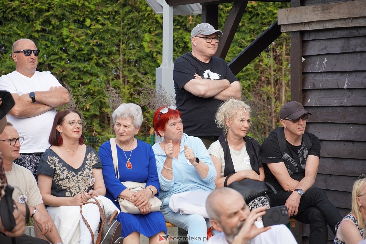 Wesele Kurpiowskie 2024. Koncert Kapeli Folkowej Horpyna - zdjęcie #57 - eOstroleka.pl