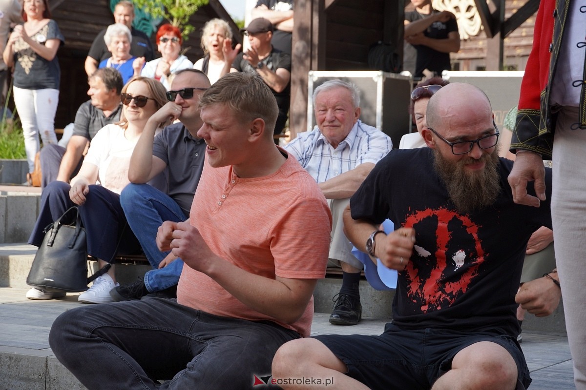 Wesele Kurpiowskie 2024. Koncert Kapeli Folkowej Horpyna - zdjęcie #27 - eOstroleka.pl